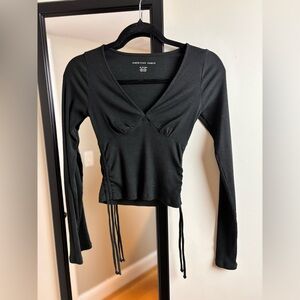American Eagle Outfitters Black Ruched Long Sleeve Top Tee Deep V-neck